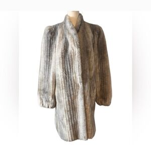 Vintage 90’s luxury fur jacket mob wife